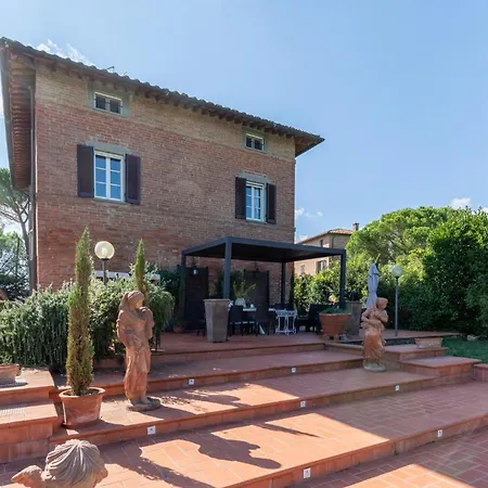 Дом отдыха Beautiful In Castiglione Del Кастильоне-дель-Лаго
