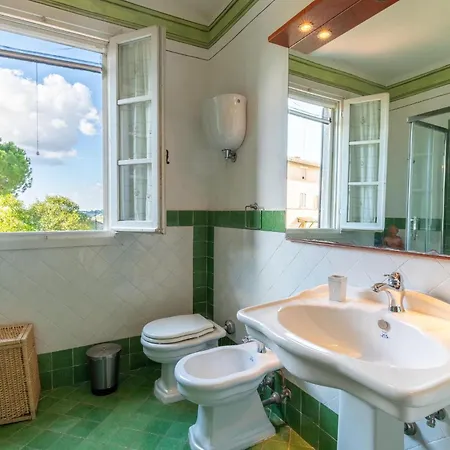 Beautiful In Castiglione Del カスティリオーネ・デル・ラーゴ